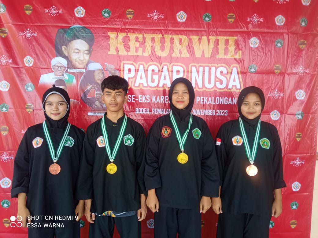 foto kepala sekolah
